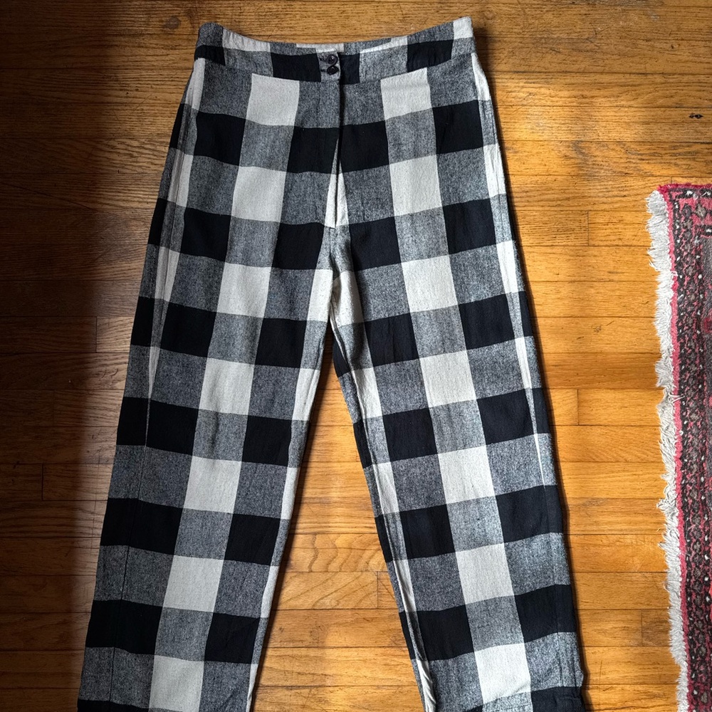 Straight Leg Plaid Pants in Black & White